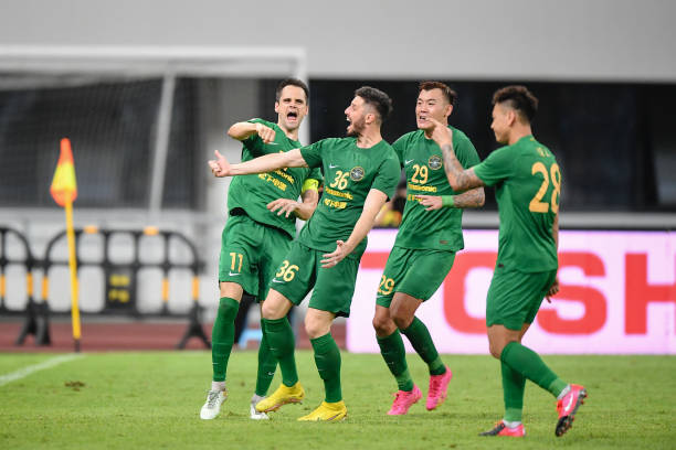 的支持下 的支持下